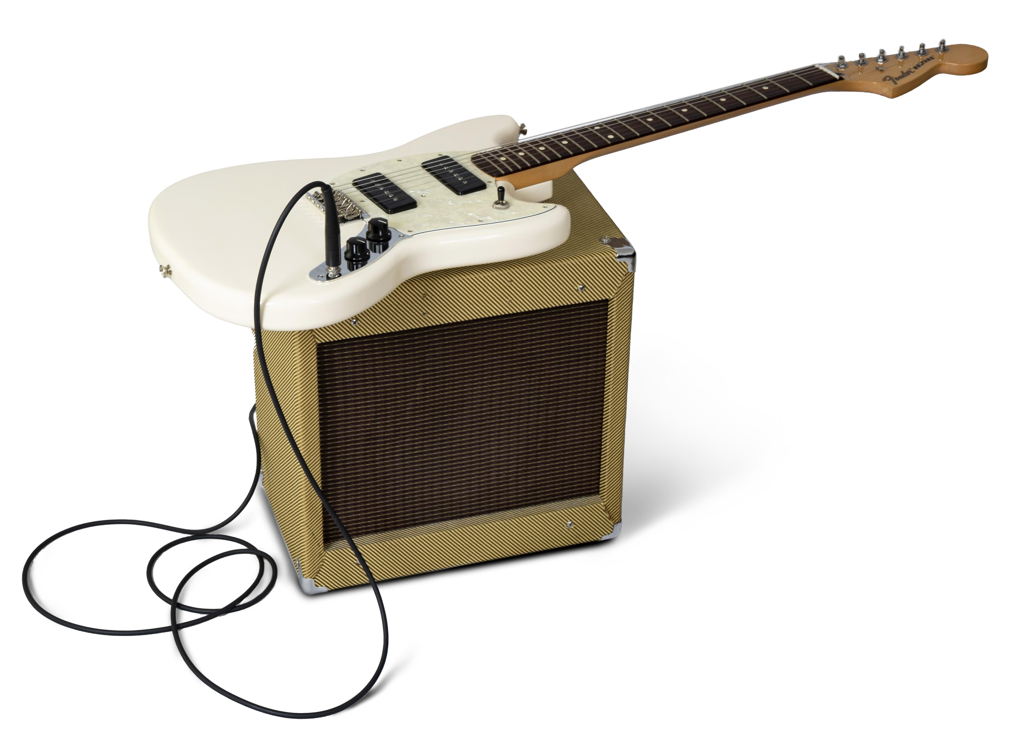 ギタリストならずとも欲しくなる。フェンダーのツイードアンプが時計に