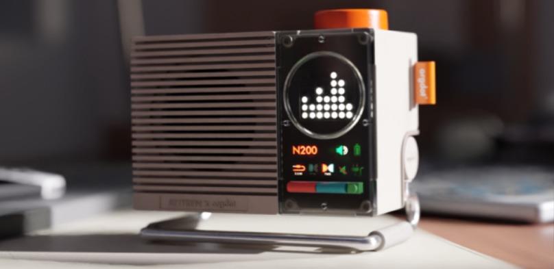 夢の『マトリックス』携帯電話｢Nokia 8110 4G｣が現実のものに