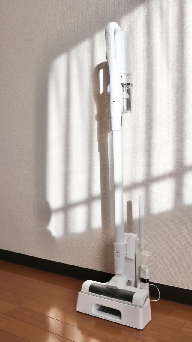 アイリスオーヤマ 掃除機 軽量 白　AZ-SCD-123P-W 超軽量1.1kgモデルアイリスオーヤマ 掃除機 コードレス スティック