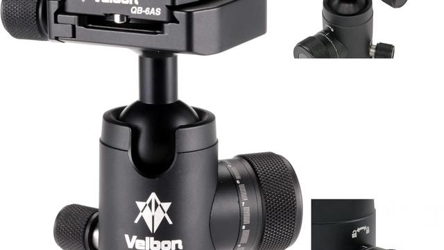 観音開きからの回転。小島監督が監修したJ.F.REYのサングラス