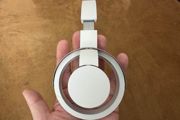 nwm（ヌーム）ONE──編集部“推し”の謎がわかりました | ギズモード