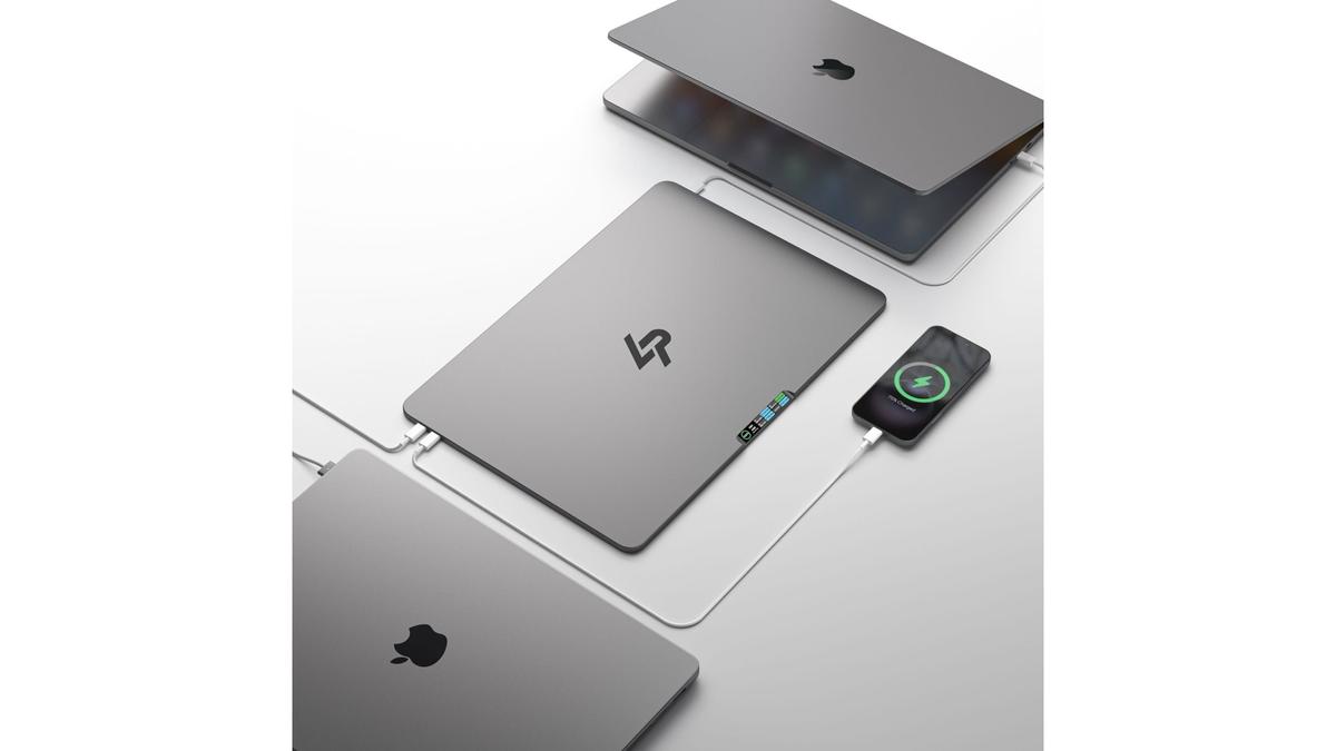 MacBook Airより薄い超スリムPCバッテリー「Lumapower Ultra
