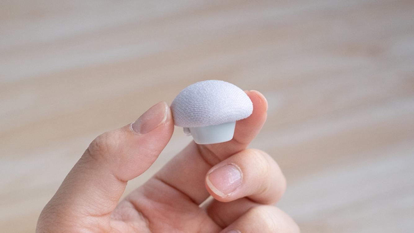 毛布と布団がずれて寒い。「もこもこシーツ」と「小さなキノコ」の組み合わせが大正解だった