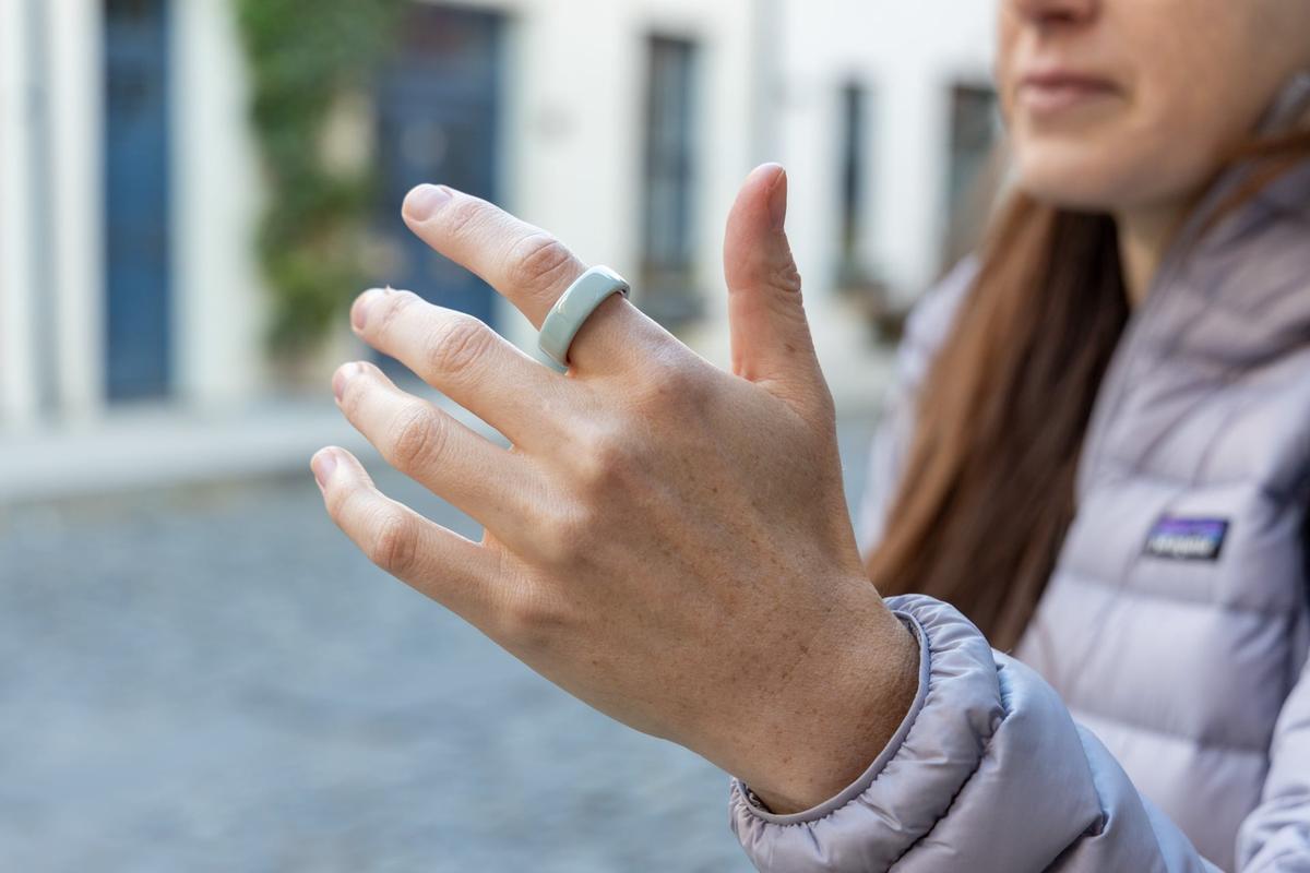 セラミックの質感が上々。Oura Ring 4の新モデルは睡眠ガジェットの 