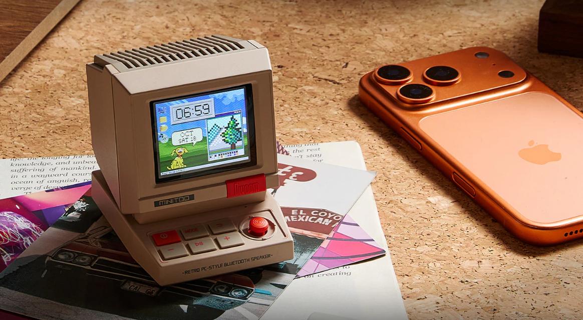 飾りじゃないのよキーボードは。意外に多機能な小型スピーカー