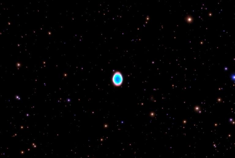 死にゆく星は最期に蝶になる。バタフライ星雲の美しい終焉
