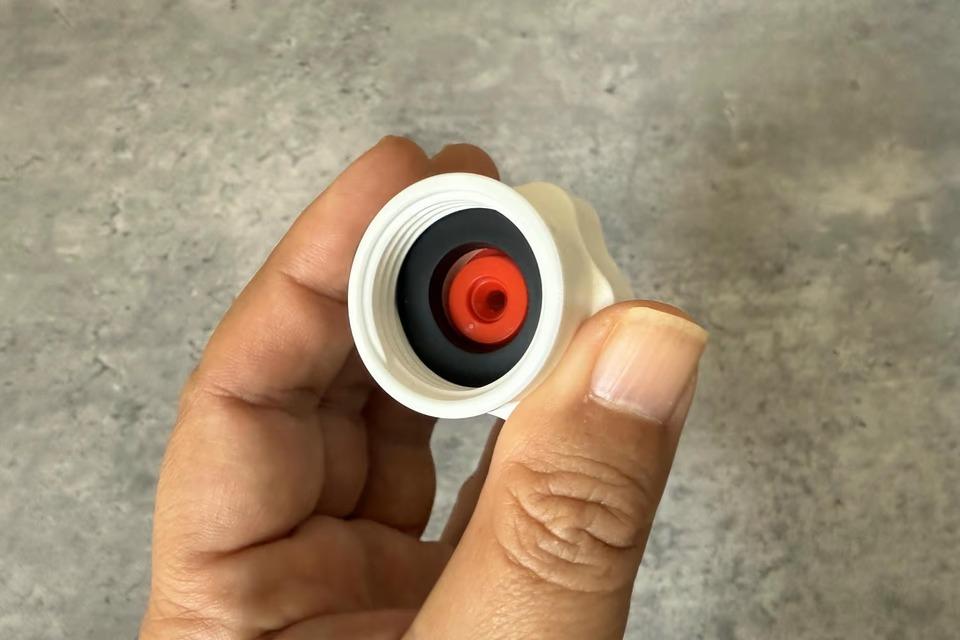 汚物。 水道水を｢ナノバブル｣にするアダプター、本当に効果あるの？ 試して