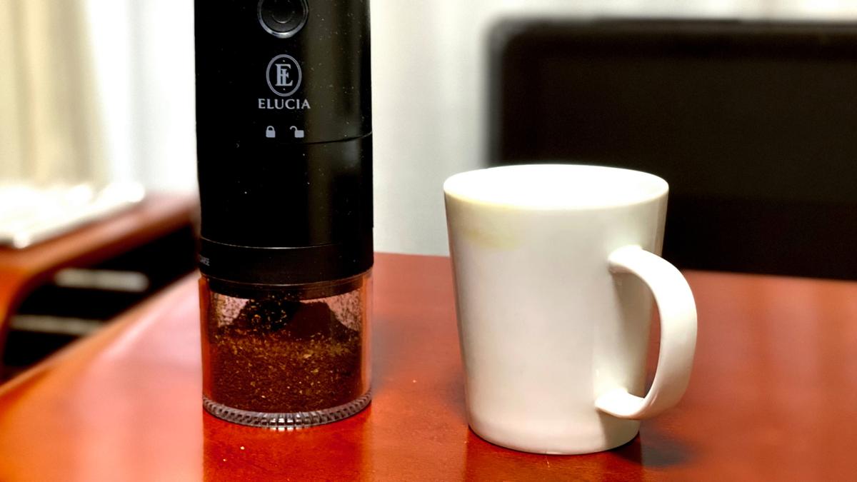 水洗浄分離設計 コーヒーミル３００W 超静音 １台多役 3000円台で買える電動コーヒーミル。水洗いもできて挽き方は38段階