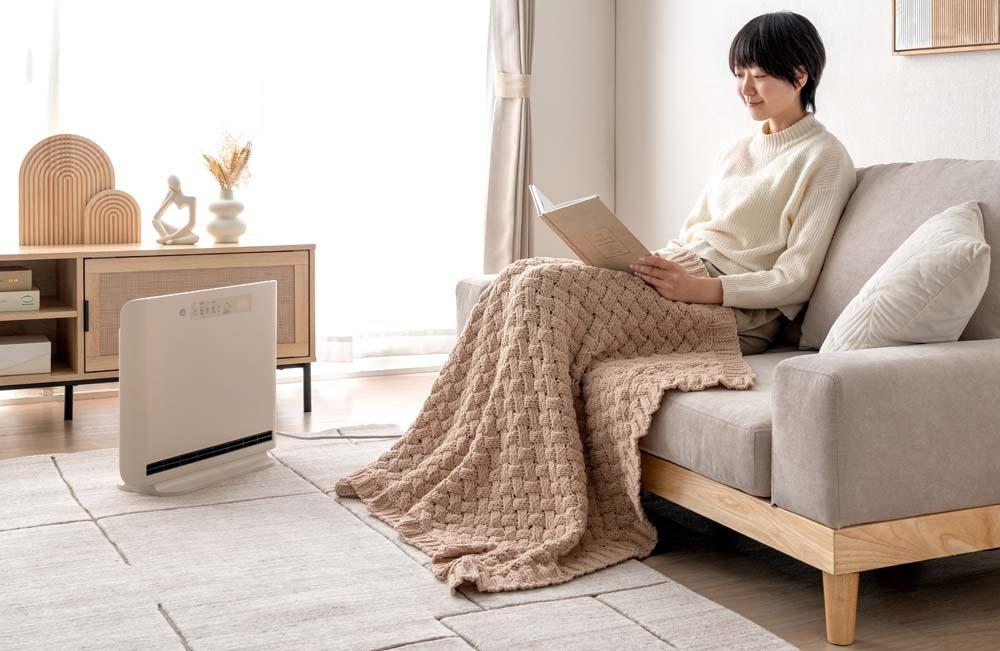 お部屋の温度管理によさげ。人感＆室温センサー搭載のセラミックヒーター