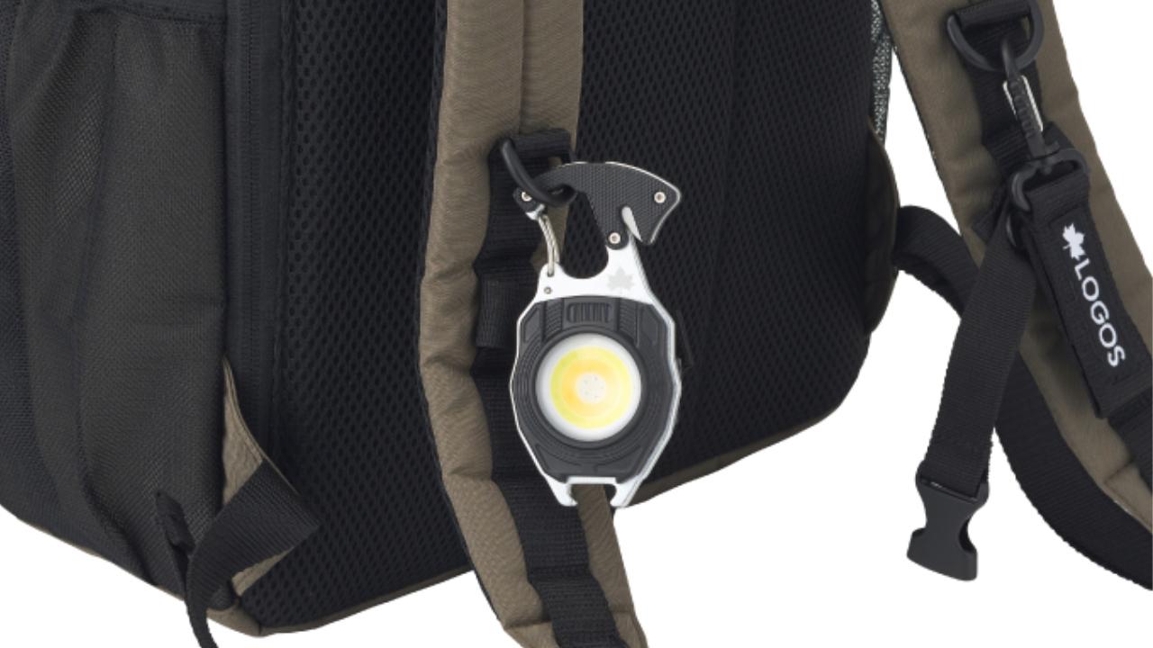 火起こしもできるサバイバルLEDライト。この便利さで1,980円