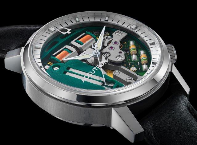 スペースエイジの夢。ブローバが音叉時計｢アキュトロン｣を本気で復活