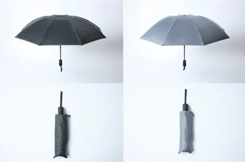 逆折りたたみ式の傘が斬新。軽量でUVカット機能もありだから毎日携帯したい