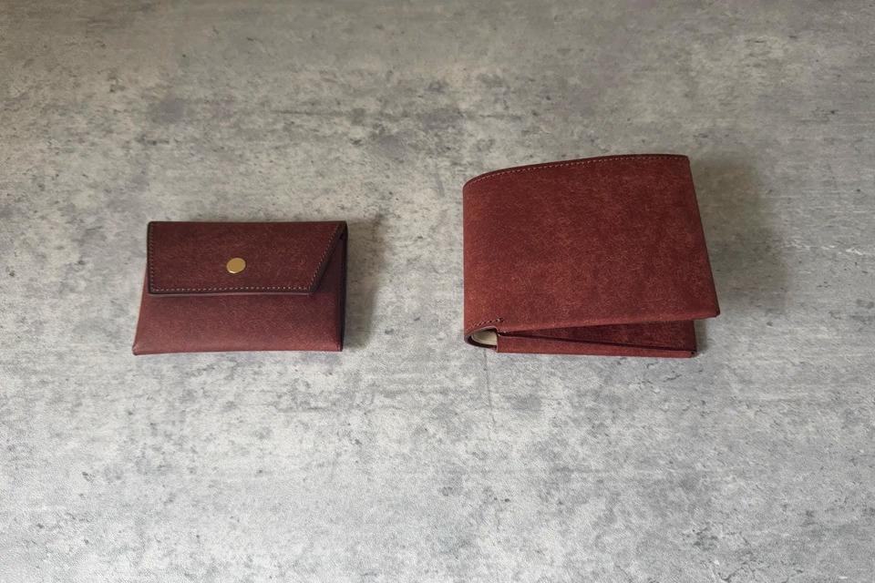 財布が「ドッキング」する意味はある？ 実際に試したら意外なほど実用的だった。