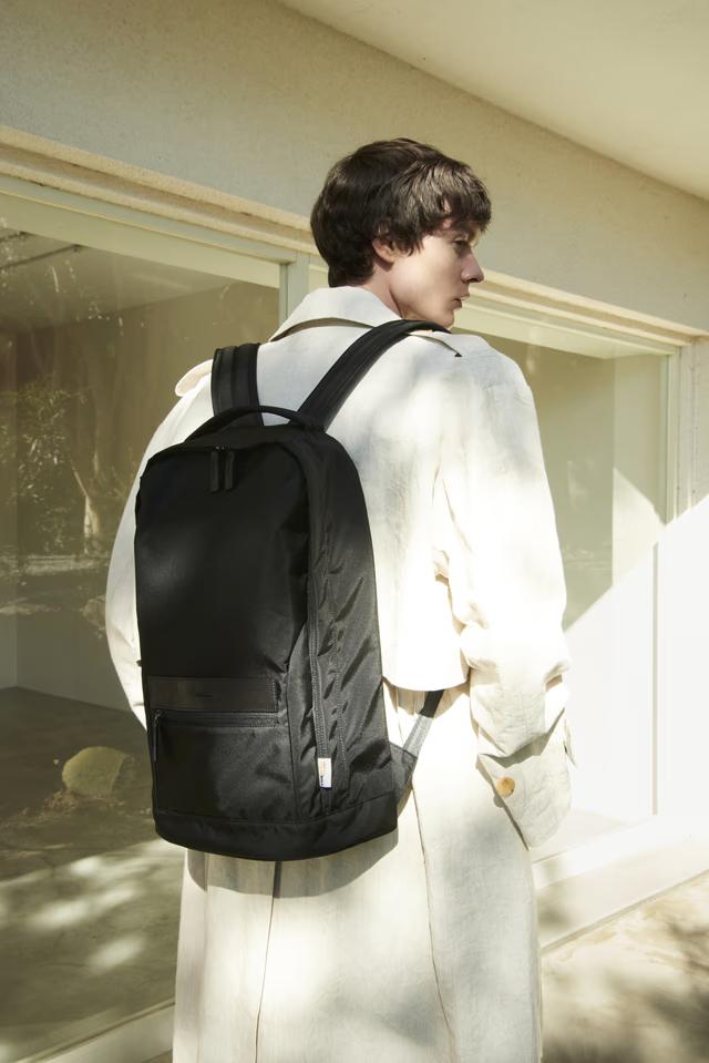 2026年の相棒はこのバッグで。メイドイン日本の隠れ良品 | ギズモード