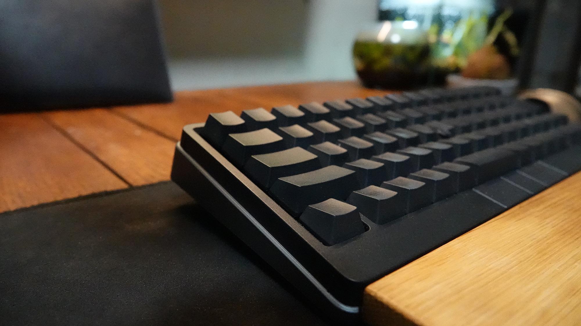 ミルスペックデスクトップパソコン 2025年1月発表商品Mate J タイプML<ML-M> | ビジネスPC（法人向け