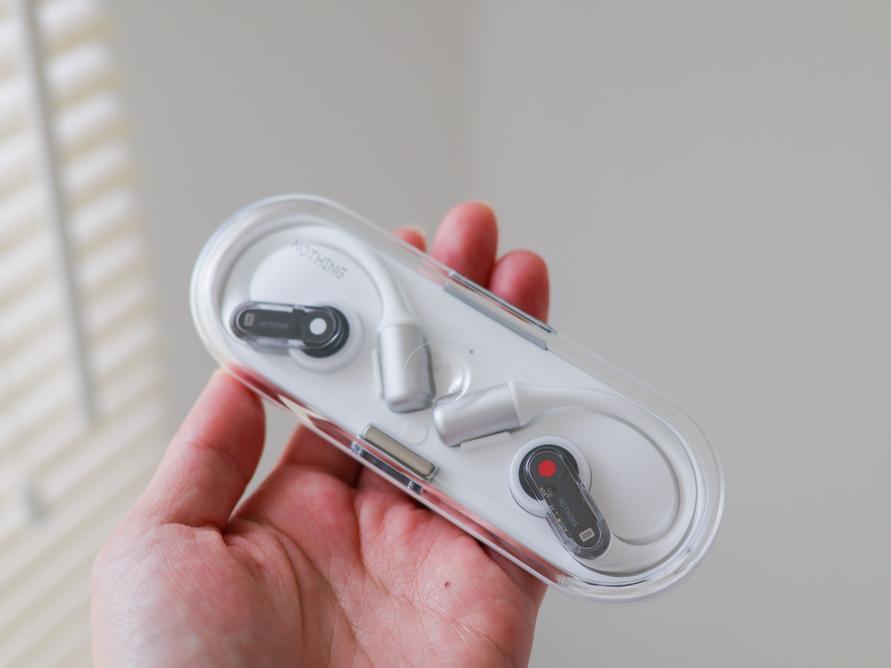 最新ではないNothingの「オープンイヤー型イヤホン」をあえて今買った