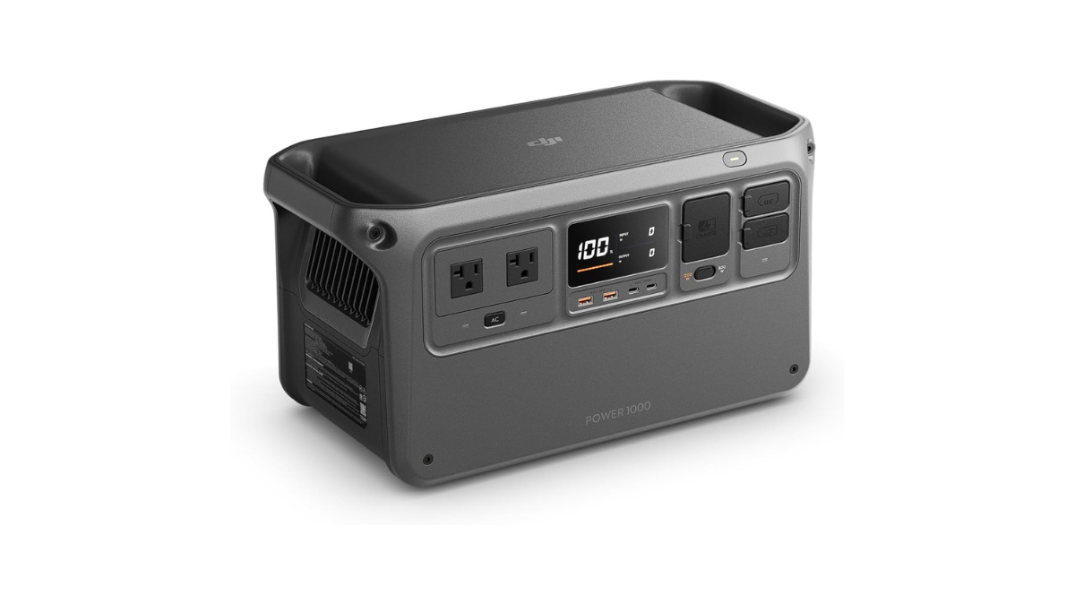 太陽でも、コンセントでも速い。70分充電のDJI製ポータブル電源が53%オフ