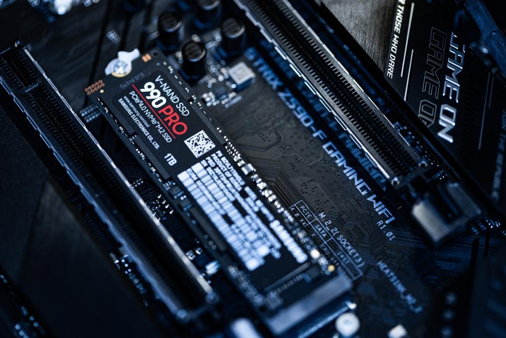 WindowsのSSD、タダで超高速化。サーバー向けドライバーを導入