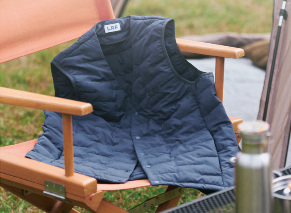 軽くて、暖かくて、扱いやすい。ダウンを超えたTEIJINの人工羽毛ベスト