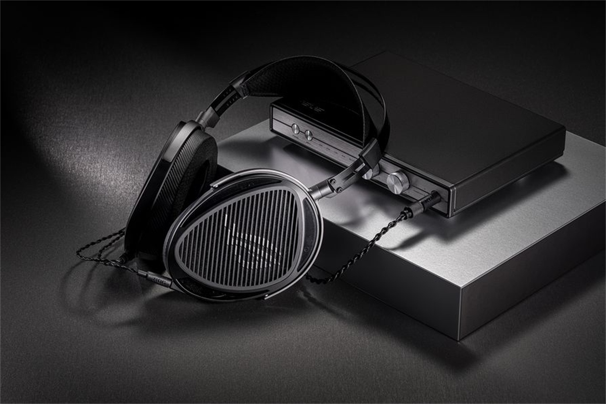 HIFIMANコラボだと!? 有線だけどASUSのゲーミングヘッドセット、売れ