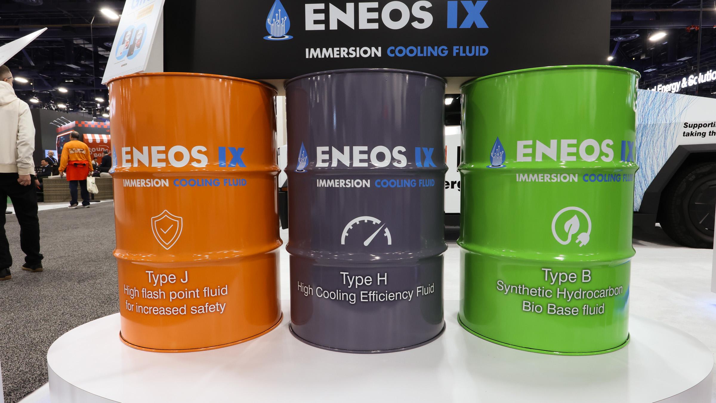 ENEOS　ガラスフッ素6本+スポンジ２個　他セット ドボンと浸して熱処理対策。ENEOSの冷却オイルでサーバーやバッテリー