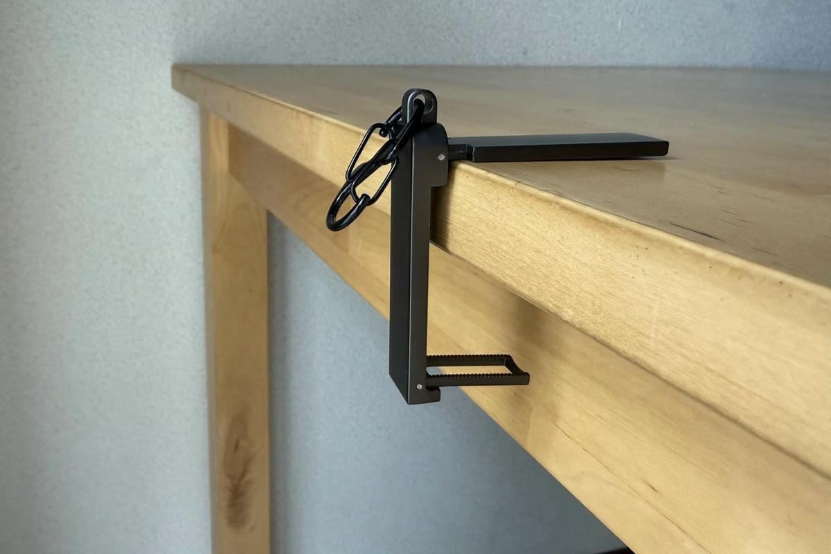 56gで耐荷重15kg。3way化した「無限フックLight」を試した