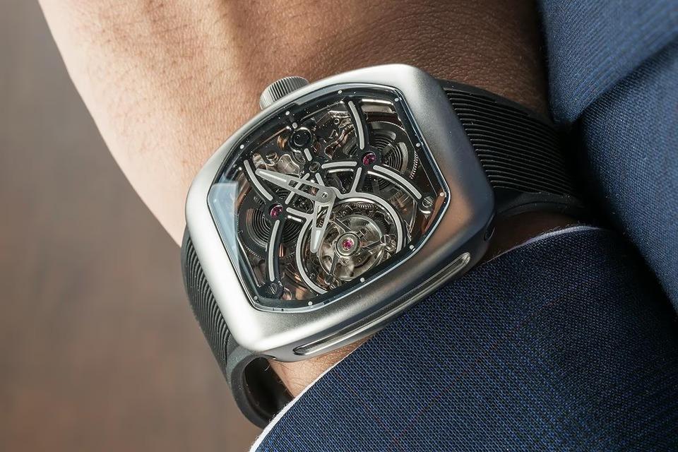 横から見ても美しい。構造美を追求したら100本限定になっちゃいました