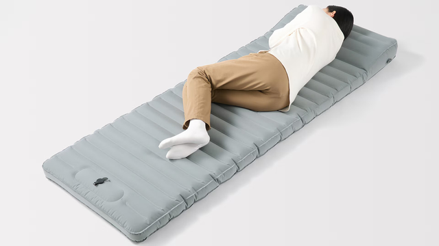 万が一に備えたい、無印良品｢空気でできたマットレス｣。ポンプ内蔵で即