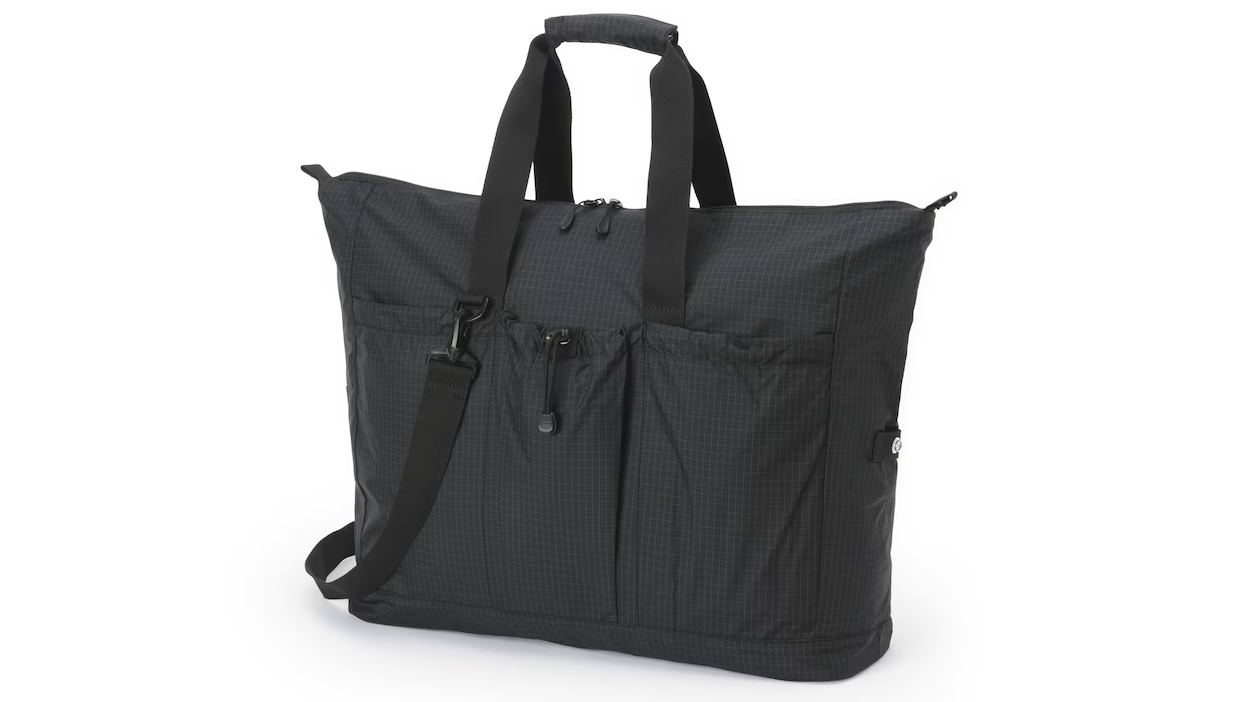 無印良品の新作バッグ4種が優秀。軽くて丈夫、そのうえ折り畳めるぞ…！