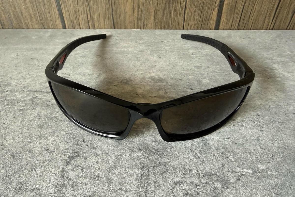 眩しさは抑えたい、景色は捨てたくない。欲張りな人向けのサングラス