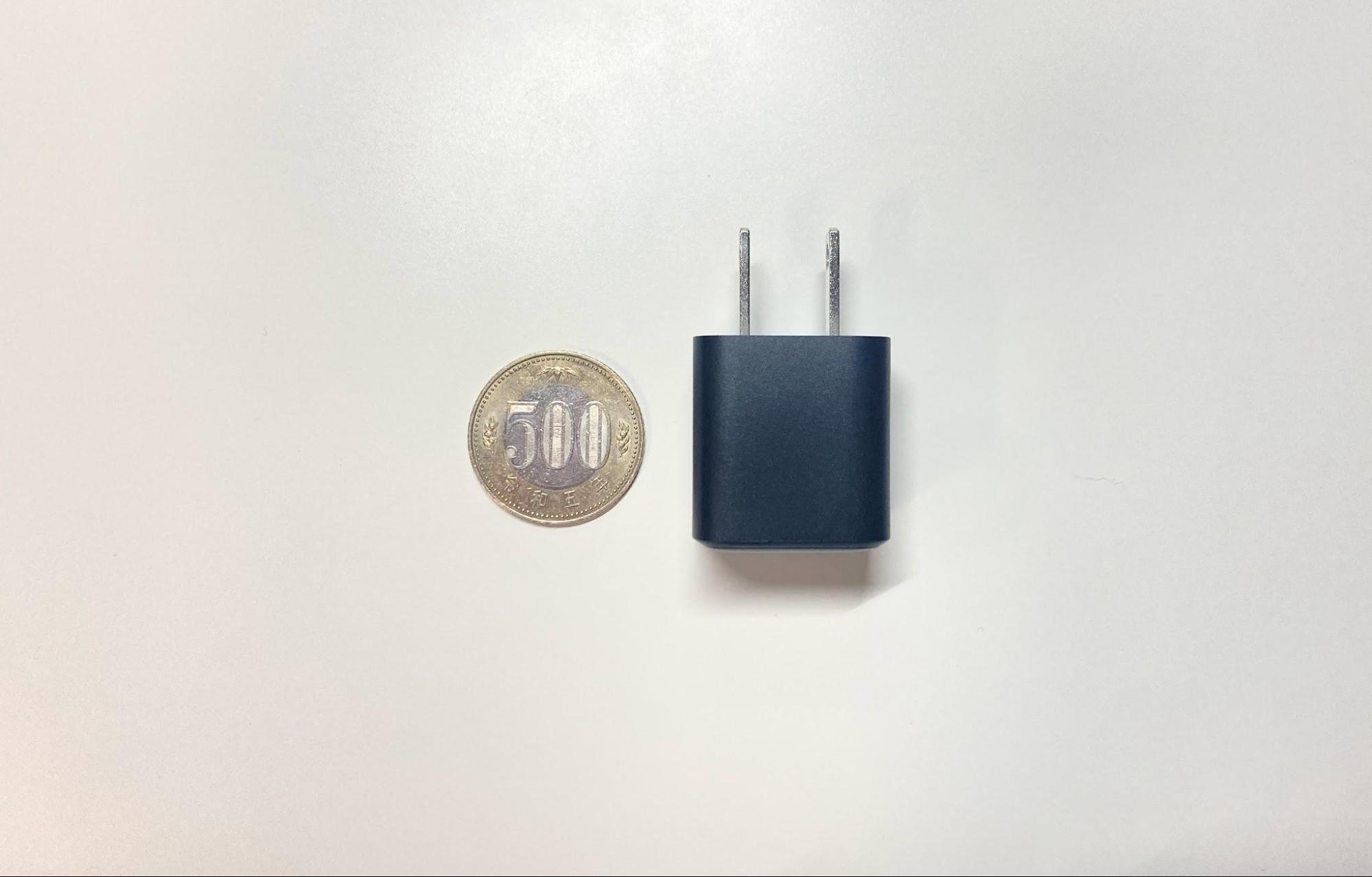 発売から5年以上。それでも選ばれるAnkerの名品、小さすぎる20W充電器