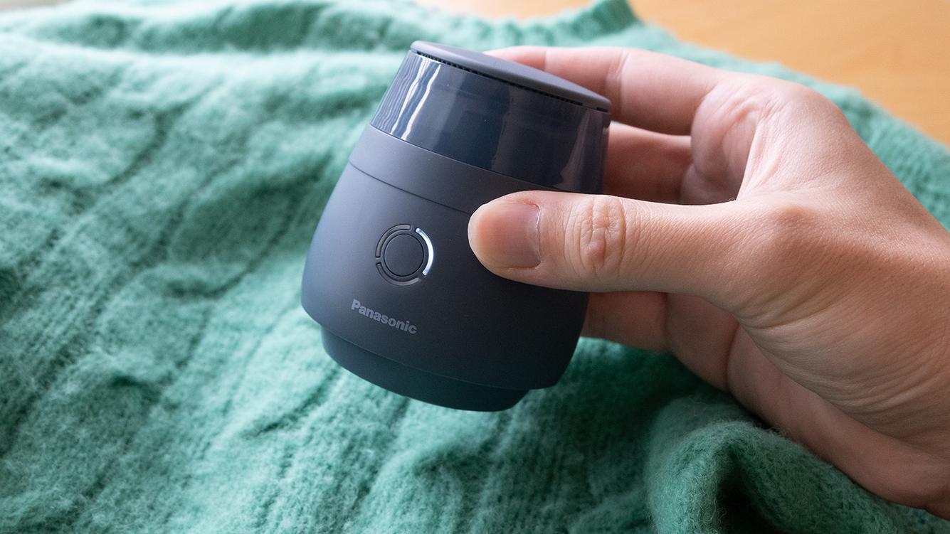 ニット毛玉だらけ問題、パナソニックの毛玉クリーナーなら5分で解決できた