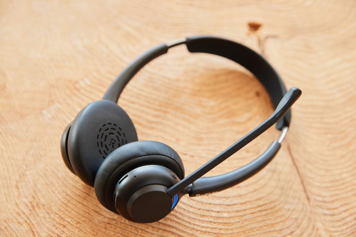 あなたの声だけ」を届けるヘッドセット。本日19時より、クラファンでお