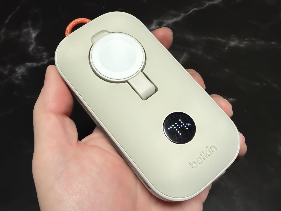 Apple Watchユーザーならこれ一択。Belkinの強力モバイルバッテリー
