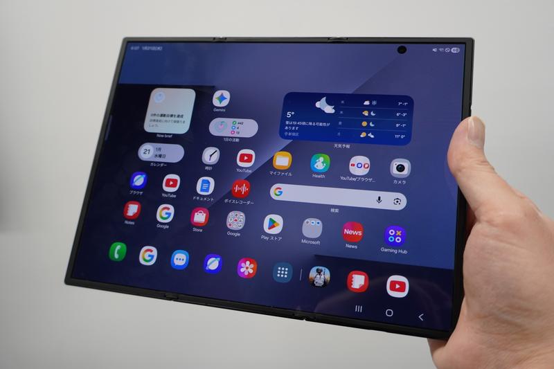 三つ折り」スマホGalaxy Z TriFold、正直いって魅力的すぎた