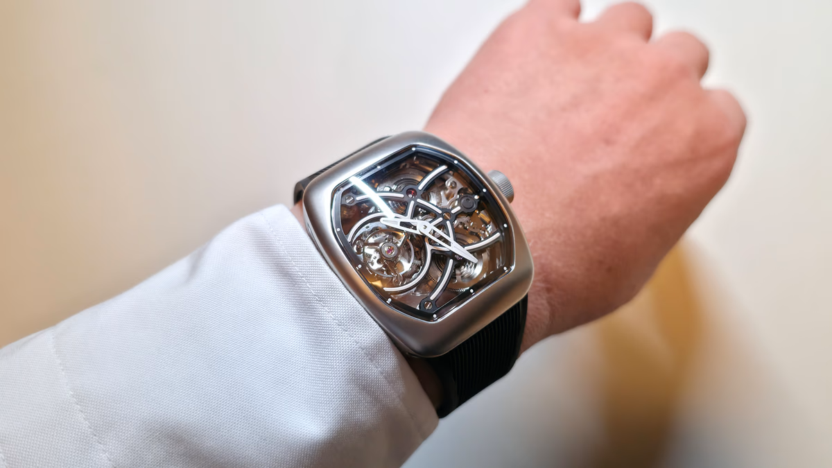 憧れのトゥールビヨン、この価格なら。自分へのご褒美に選びたい特別な1本でした