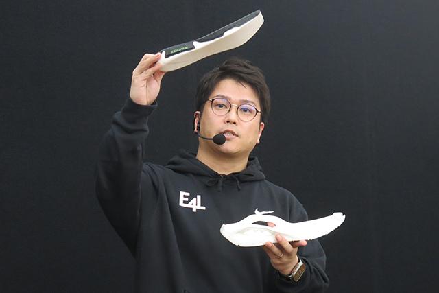 NIKE社製 スラッシャーズコンバーション（２７センチ）（新品） 正しく導き、楽しく跳ねる。ランニングの「正解」を更新したナイキの新