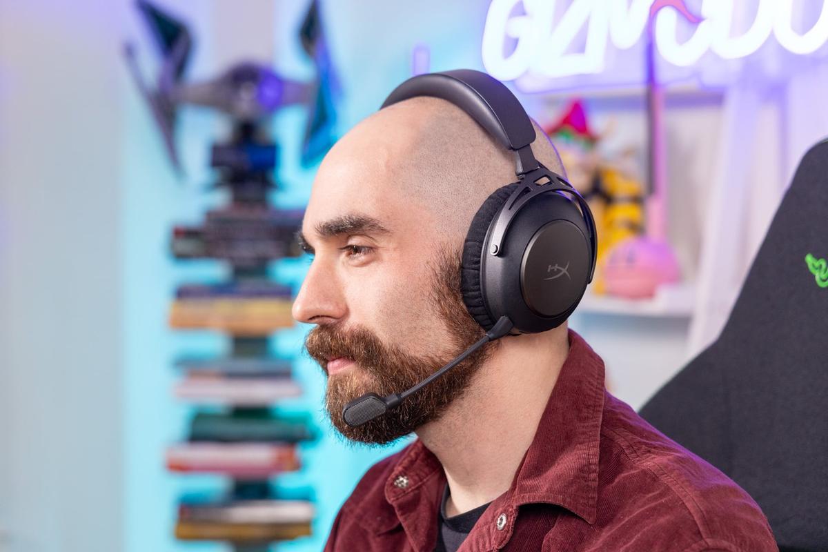 自宅か？ 屋外か？ゲーミングヘッドセット「HyperX Cloud Alpha 2」の 