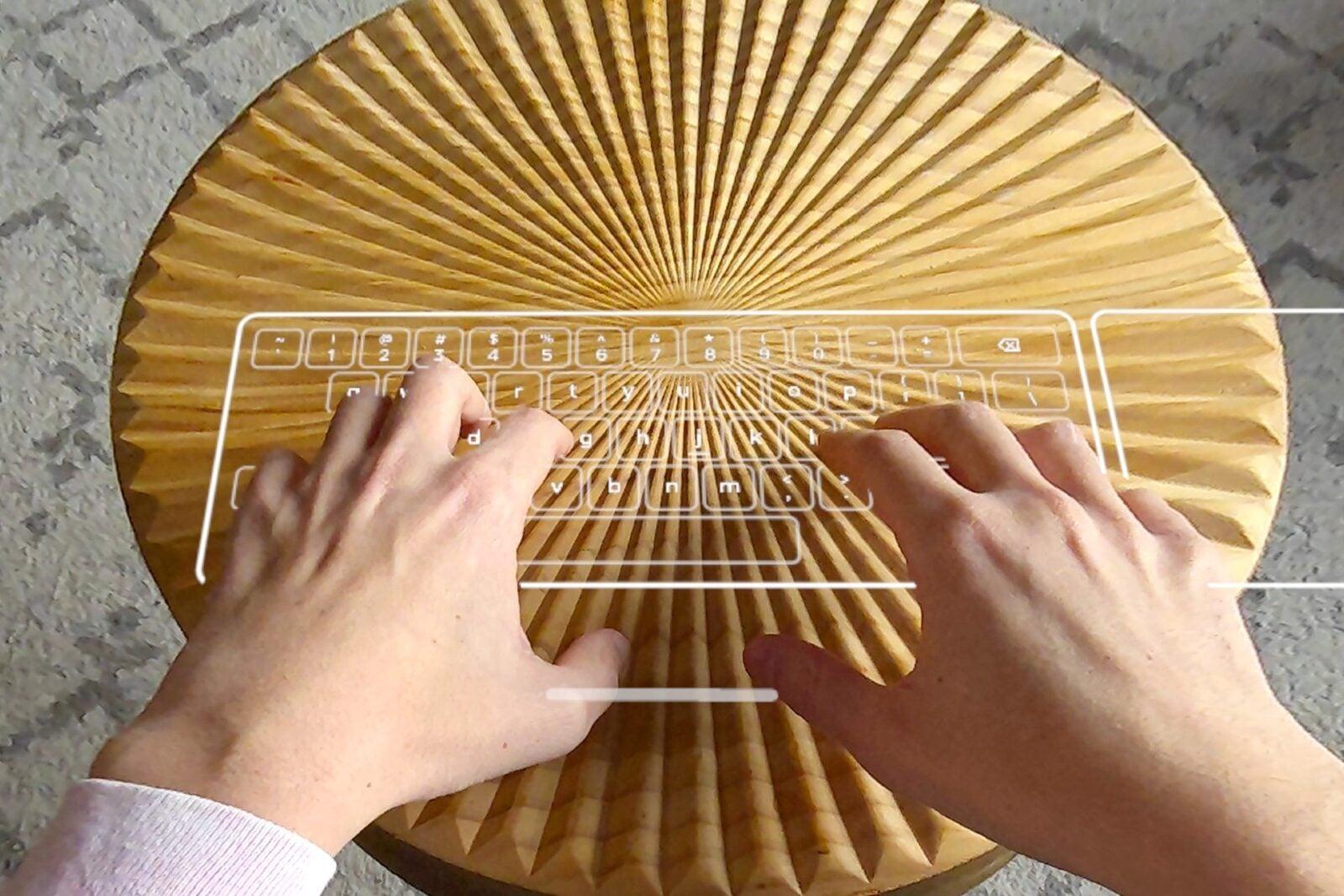 平面」を叩く。それだけで文字が生まれる時代がくるかも | ギズモード