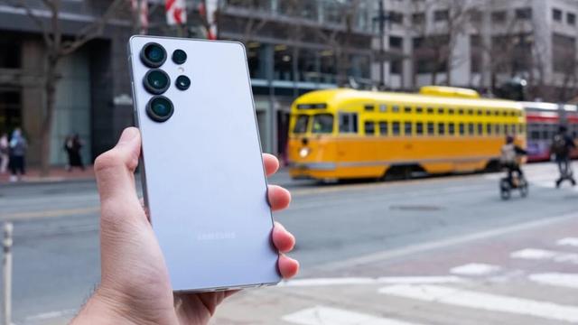 プレイがアツいスマホゲーマーに捧げる水冷式冷却パッド | ギズモード