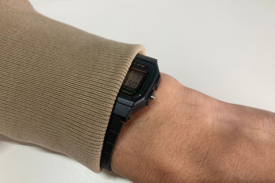 手首も心も軽くなる。スマウォが主流のいま、毎日装着したくなる腕時計