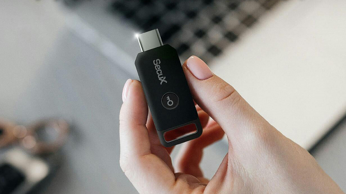 パスワード地獄、脱出。挿してタッチするだけで不正ログインのハードルが上がる「PUFido」