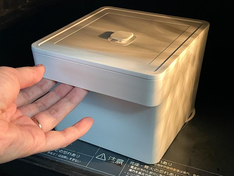 山崎実業の「蒸し器にもなる保存容器」で、気になっていた蒸し活を