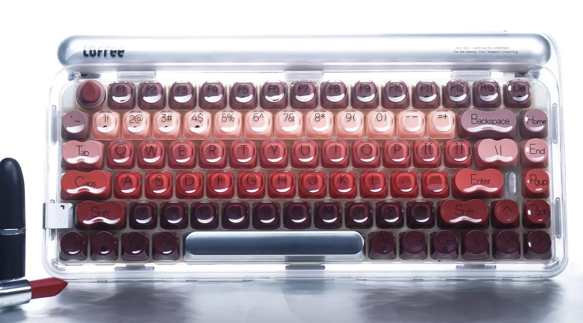 リップスティックに着想を得たキーボードが、思った以上にリップ 