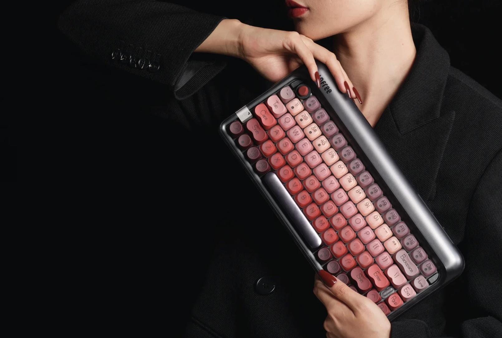 リップスティックに着想を得たキーボードが、思った以上にリップ