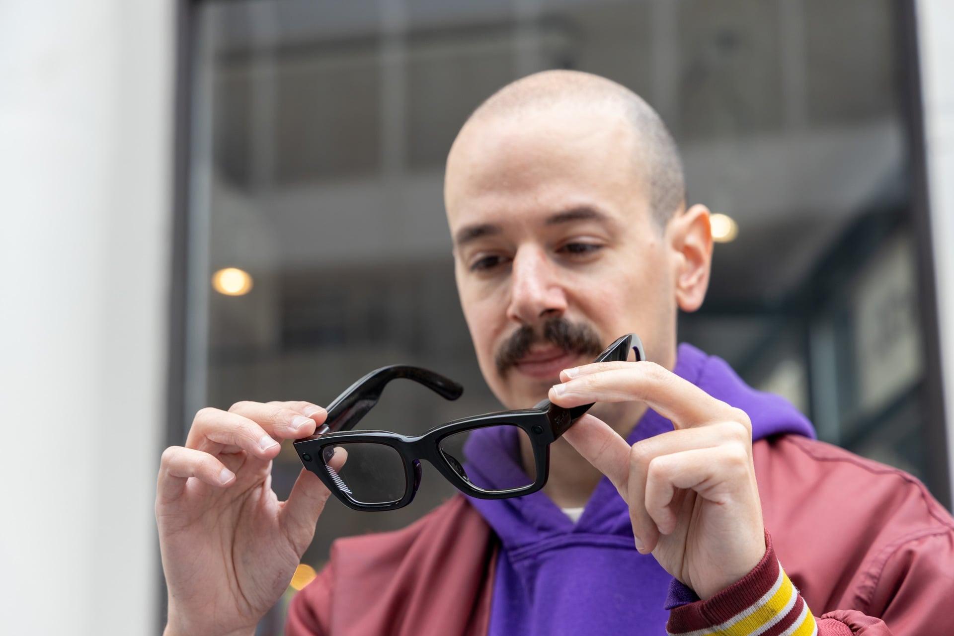 世間が荒れてる今がチャーンス!? Meta���スマートグラスに顔認識機能追加を検討中