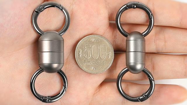 吉田拓郎の写真と音楽が楽しめるデジタルフォトフレーム｢TAKURONICLE