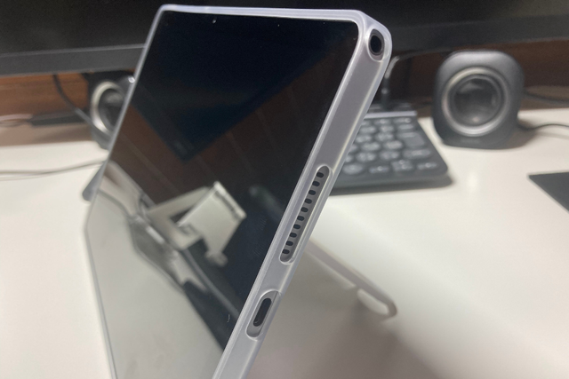 スマホの寿命を延ばしたい。そう思い立った私は、1万円台のタブレット