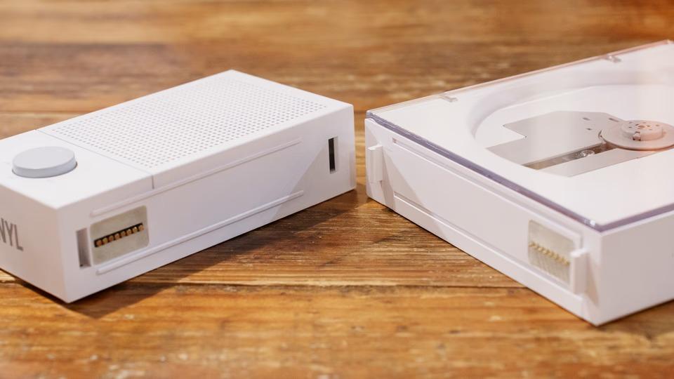 令和の時代に「あえてCDを聴く」ってエモい。Bluetooth CDプレーヤーで