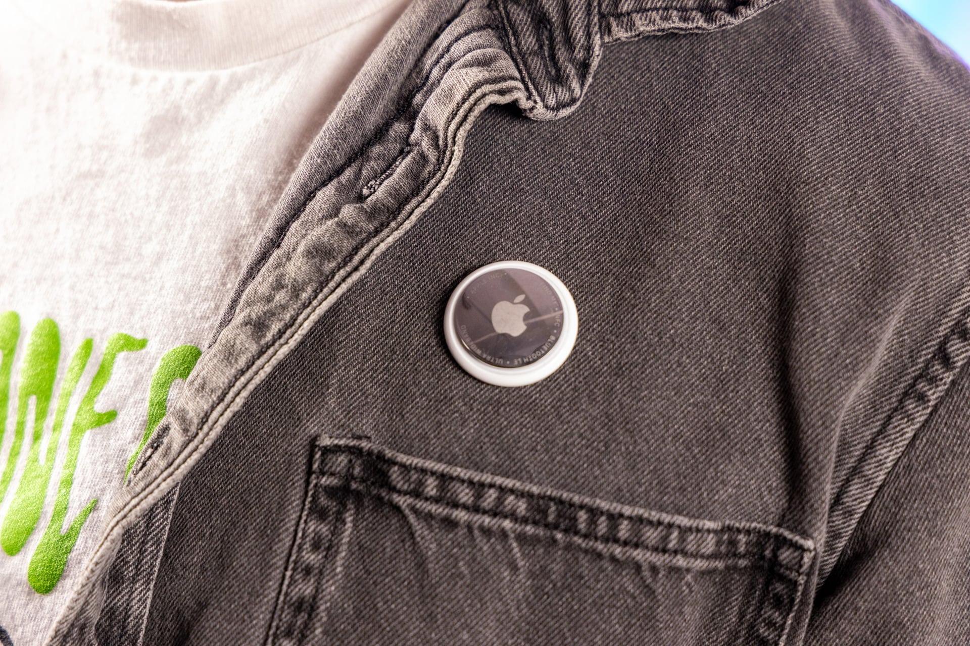 Appleが開発中と噂のAIペンダント。他社AI端末と違うのは「スマホの代わり」ではないこと